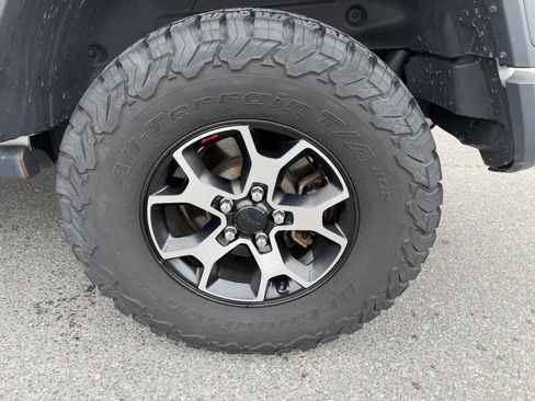 Used 2020 Jeep Wrangler Unlimited Rubicon AWD/4WD image 11