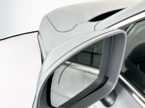 Used 2025 Volvo XC90 B6 Plus image 16