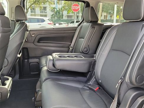 Used 2024 Honda Odyssey Elite image 7