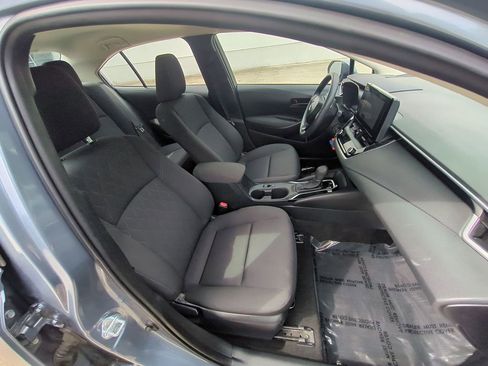 Used 2024 Toyota Corolla LE FWD image 33
