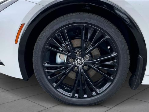 New 2026 Toyota Prius Plug-In Hybrid FWD image 11