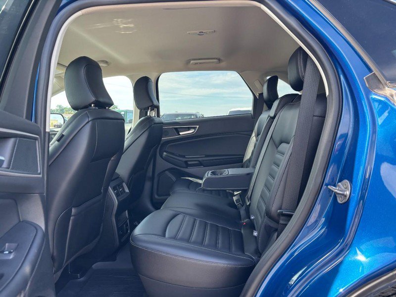Used 2024 Ford Edge SEL w/ Convenience Package AWD/4WD image 13