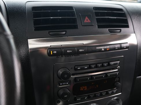 Used 2009 HUMMER H3T Alpha image 31