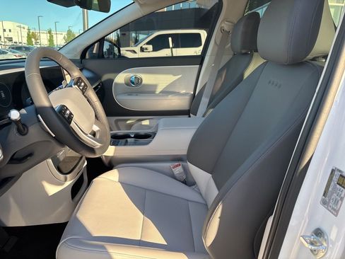 New 2026 Hyundai Ioniq 9 SEL image 11