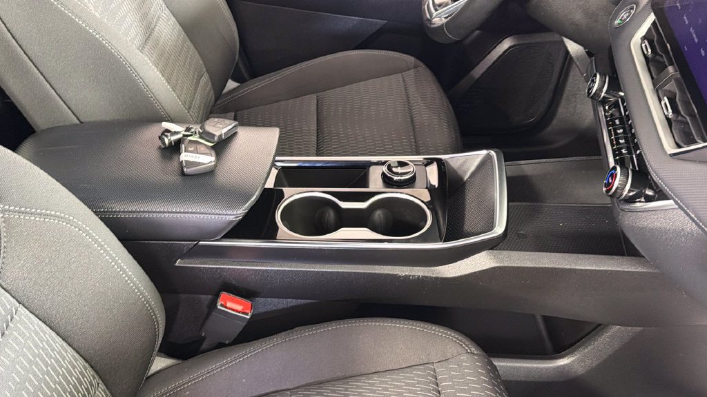 Certified 2026 Chevrolet Equinox LT w/ Safety and Technology Package FWD image 36