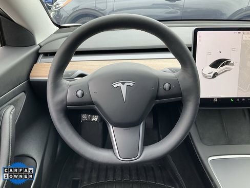 Used 2021 Tesla Model 3 Standard Range Plus image 35