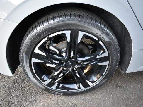 Used 2024 Kia K5 GT-Line image 32