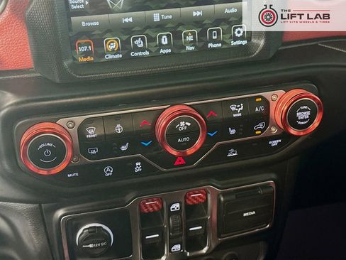Used 2021 Jeep Gladiator Sport AWD/4WD image 17
