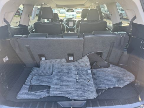 Used 2023 Subaru Ascent Limited w/ Technology Package AWD/4WD image 15