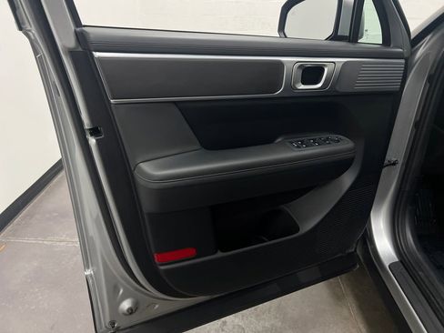 Used 2024 Hyundai Santa Fe SEL FWD image 13