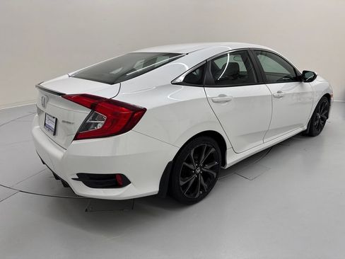 Used 2019 Honda Civic Sport image 5