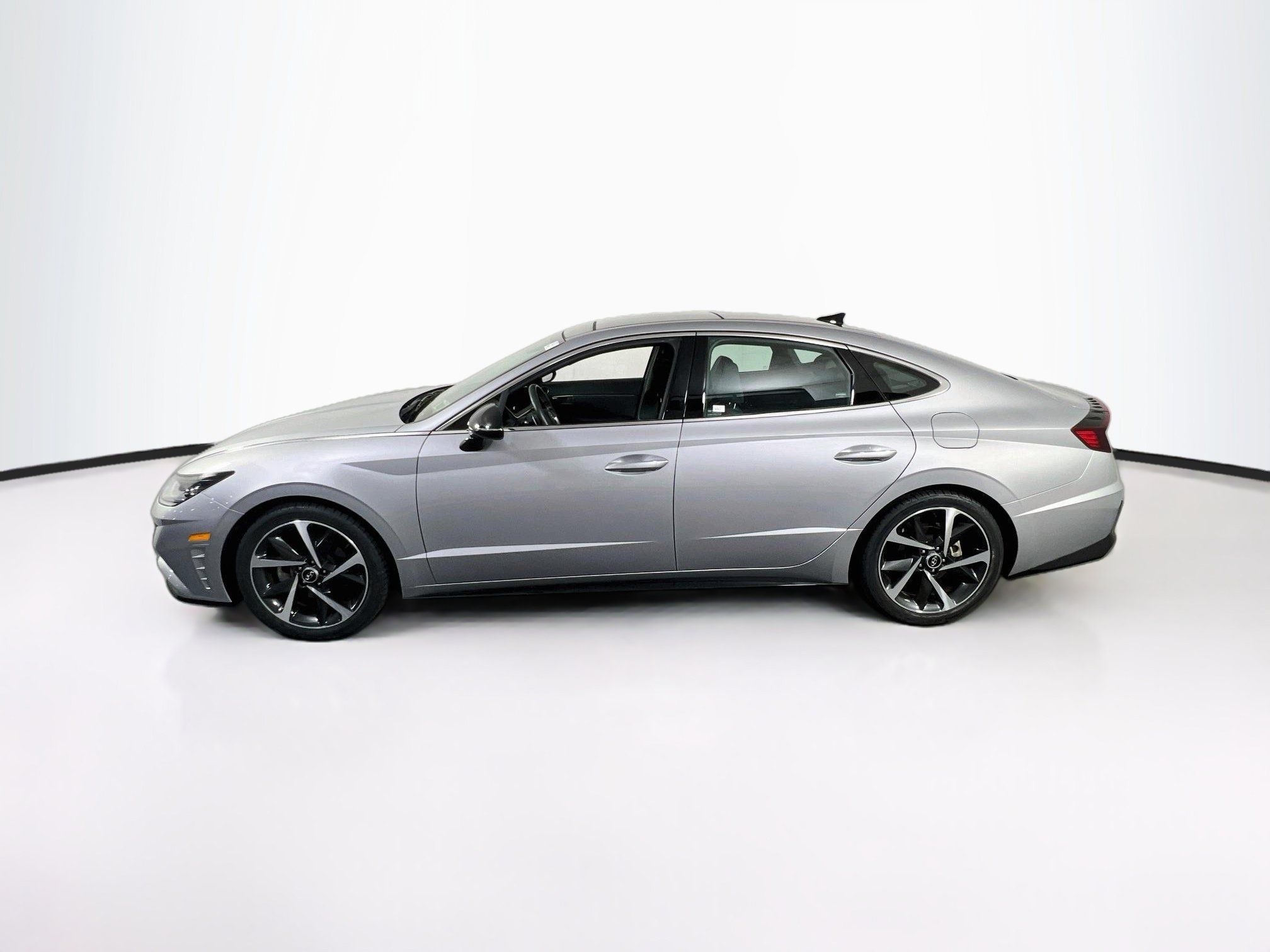 Used 2023 Hyundai Sonata SEL Plus FWD image 8