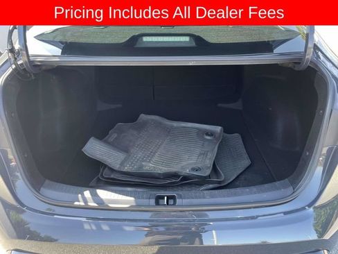 Used 2023 Toyota Corolla SE FWD image 11