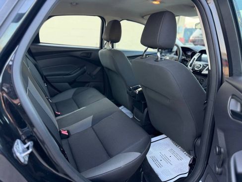 Used 2014 Ford Focus S FWD image 18