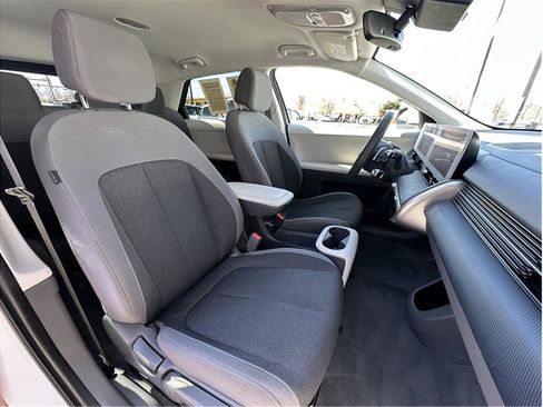 Used 2024 Hyundai Ioniq 5 SEL image 4