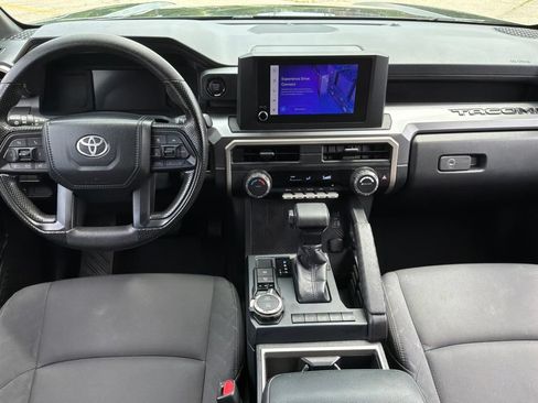 Used 2024 Toyota Tacoma SR5 AWD/4WD image 22