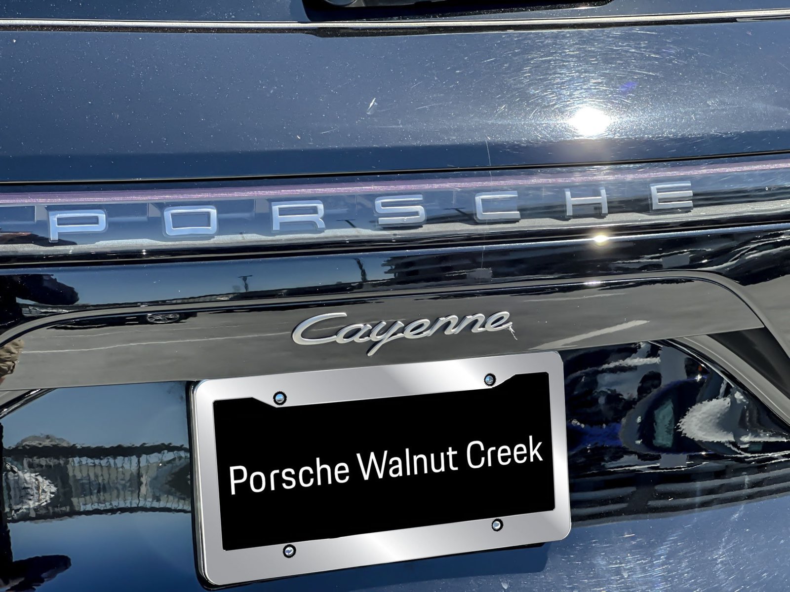 Used 2023 Porsche Cayenne AWD/4WD image 25