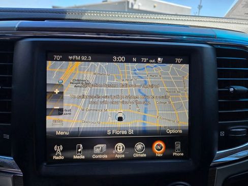 Used 2016 RAM 2500 Laramie w/ Cold Weather Group image 26