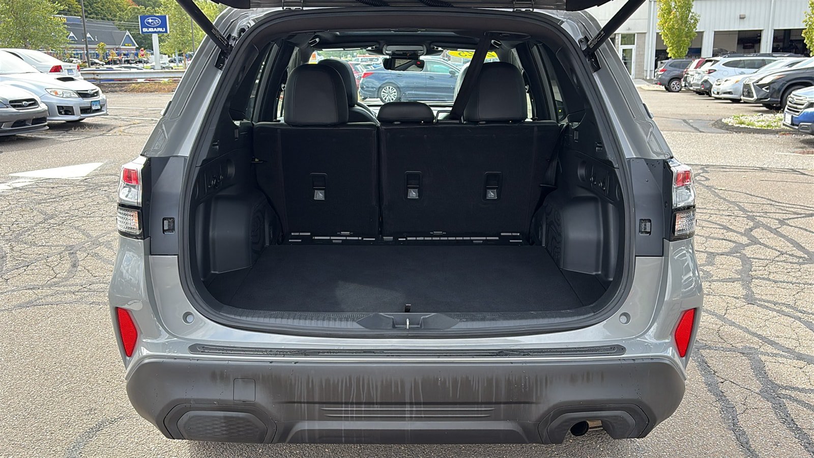 Used 2025 Subaru Forester Premium AWD/4WD image 25