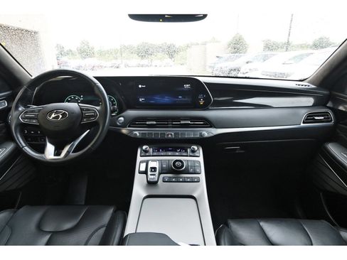 Certified 2022 Hyundai Palisade Calligraphy FWD image 12