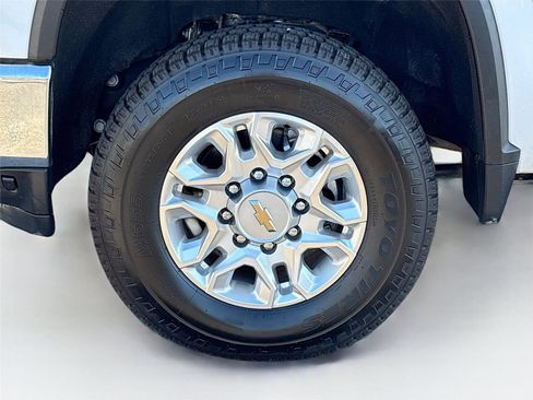 Used 2023 Chevrolet Silverado 2500 LTZ w/ LTZ Plus Package image 35