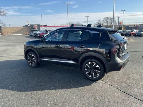 New 2026 Nissan Kicks SV w/ Cold Weather Package image 4