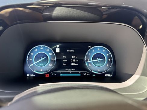 Used 2024 Hyundai Palisade Calligraphy image 18