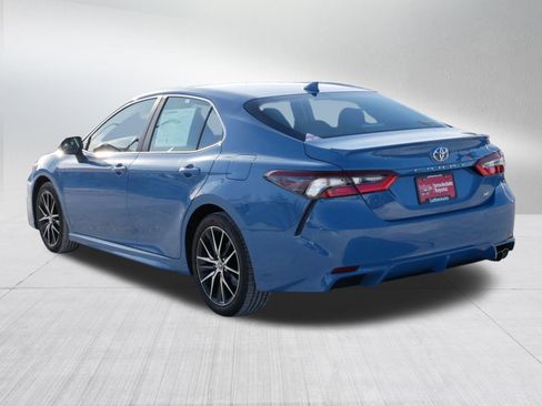 Certified 2023 Toyota Camry SE image 5