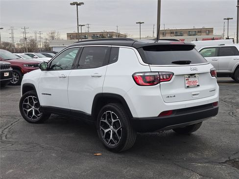 Certified 2024 Jeep Compass Limited image 16