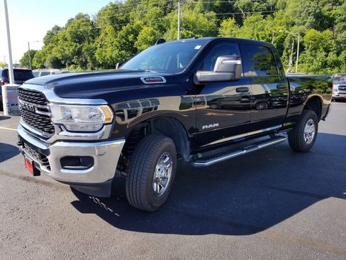 Used 2024 RAM 2500 Big Horn w/ Bed Utility Group AWD/4WD image 3