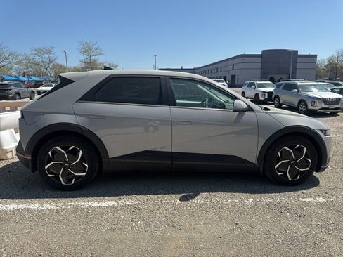 Used 2023 Hyundai Ioniq 5 SE image 10
