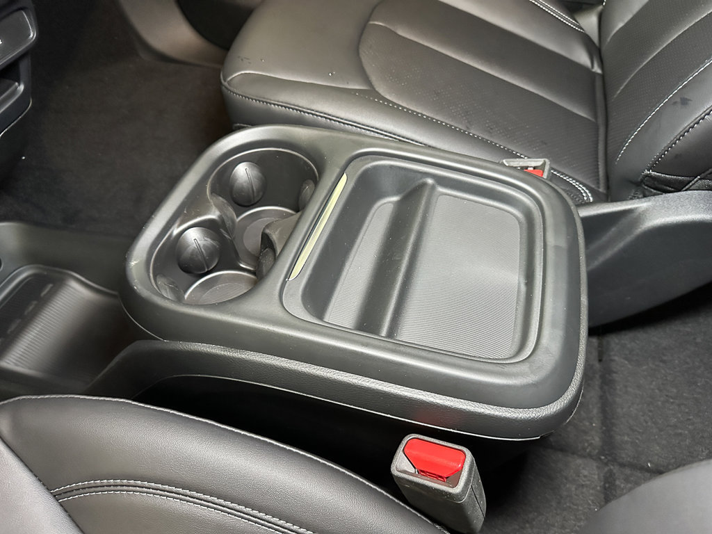 New 2027 Chrysler Pacifica Select AWD/4WD image 32