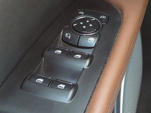 Used 2023 Lincoln Nautilus Reserve w/ Equipment Group 202A AWD/4WD image 24