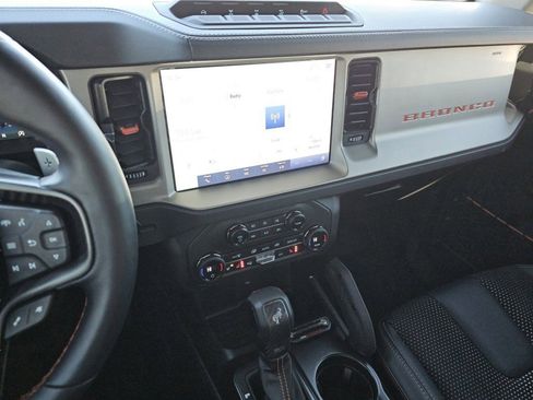 Used 2024 Ford Bronco Raptor image 33