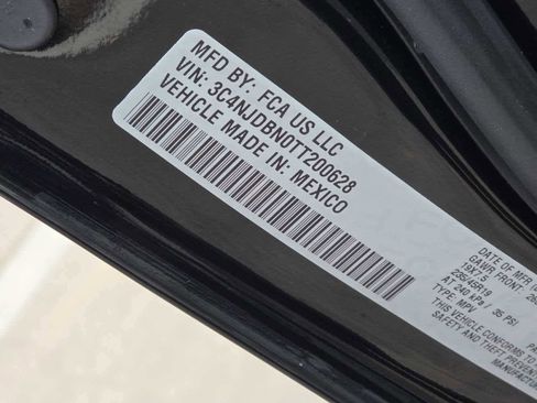 New 2026 Jeep Compass Latitude image 25