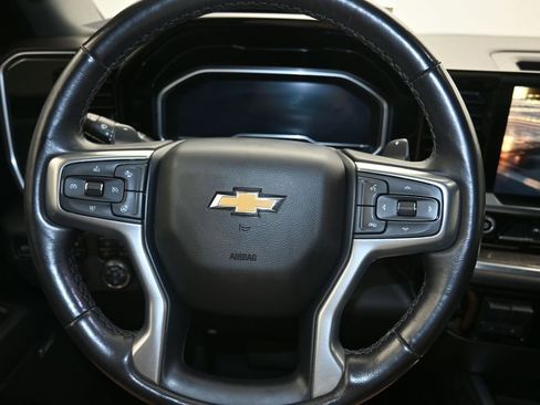 Used 2022 Chevrolet Silverado 1500 LTZ AWD/4WD image 14