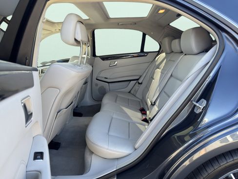 Used 2014 Mercedes-Benz E 350 Sedan image 21