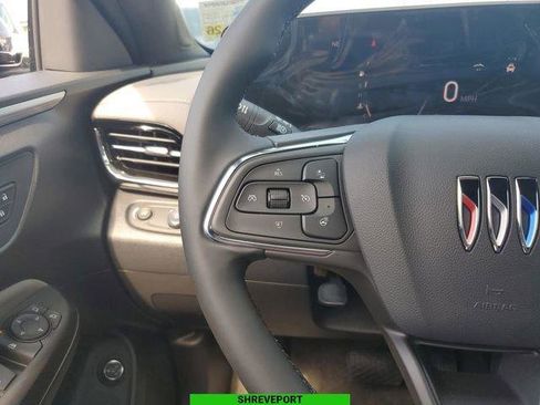 New 2025 Buick Envista Avenir image 16