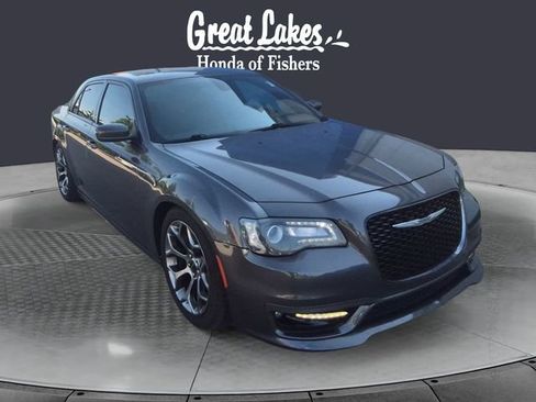 Used 2018 Chrysler 300 S w/ S Model Appearance Package RWD image 7