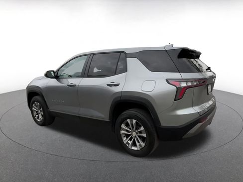 Used 2025 Chevrolet Equinox LT image 10