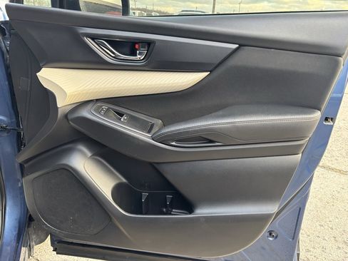 Used 2021 Subaru Ascent Premium w/ Convenience Package image 28