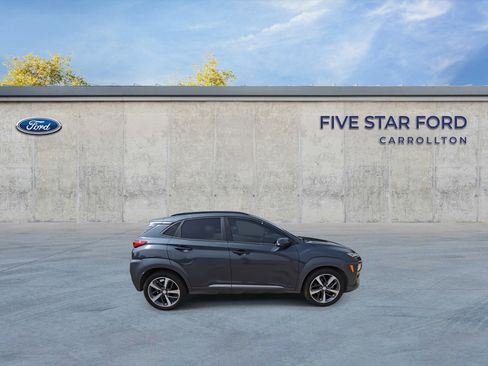 Used 2018 Hyundai Kona Limited FWD image 9