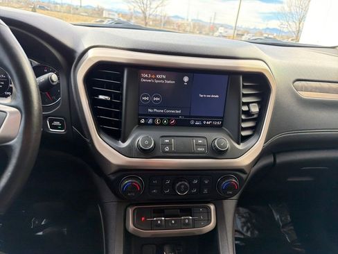 Used 2020 GMC Acadia Denali image 18