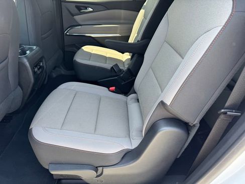 Certified 2025 Chevrolet Traverse LT AWD/4WD image 10
