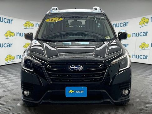 Used 2022 Subaru Forester Premium AWD/4WD image 2
