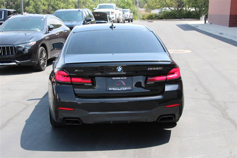 Used 2023 BMW M550i xDrive AWD/4WD image 7