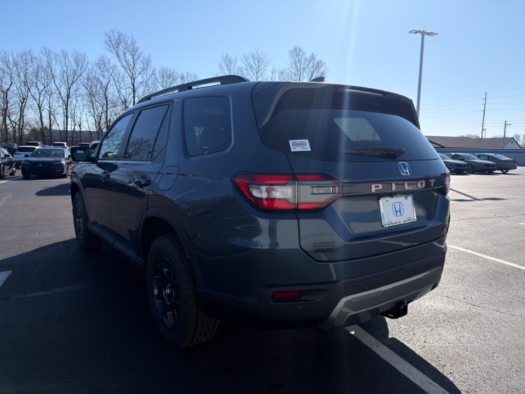 New 2026 Honda Pilot TrailSport image 3