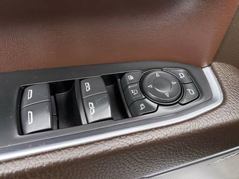 Used 2024 GMC Sierra 2500 Denali w/ Denali Reserve Package image 16