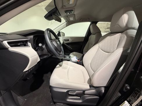 New 2026 Toyota Corolla Cross L image 13