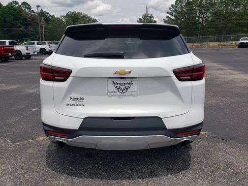 Used 2024 Chevrolet Blazer LT w/ LPO, Floor Liner Package FWD image 8
